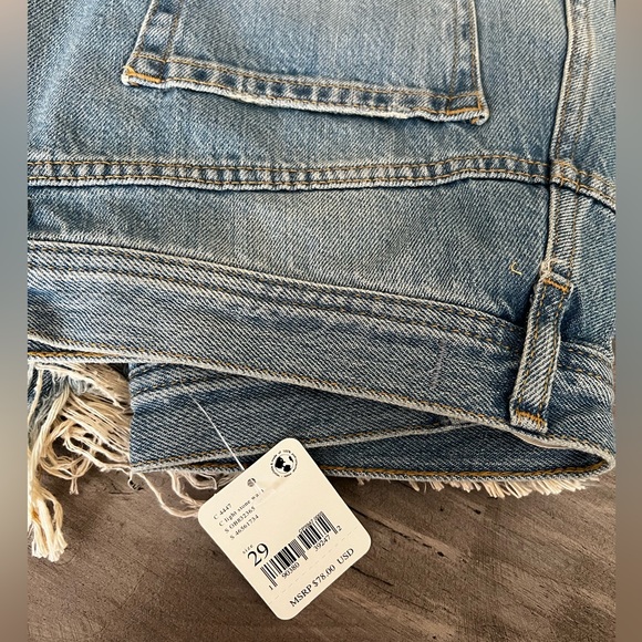NWT- FREE PEOPLE COOL-CHIC MAGGIE MID-RISE STRAIGHT JEANS- LIGHT STONE WASH- 29 - Picture 9 of 9